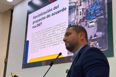 Foto I Cortesía Alcaldía de Manizales I LA PATRIA  La Secretaría de Movilidad de Manizales, en exposición ante el Concejo sobre la tarifa diferencial en transporte público.