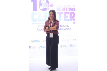 Yeinni Andrea Patiño Moya, líder de Competitividad y Cooperación de (Confecámaras)