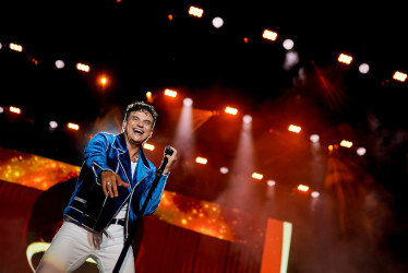 Silvestre Dangond cantó delante de 28 mil personas en la inauguración de Las Fiestas de la Cosecha de Pereira 