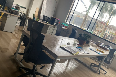 Oficinas de la Alcaldía de Anserma inundadas por la ruptura de un tubo.