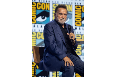 La leyenda del cine de acción Arnold Schwarzenegger, que dio sus primeros pasos en el cine como Conan. 