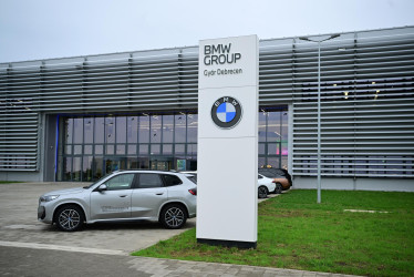 La nueva fábrica del Grupo BMW en Debrecen, Hungría, este 26 de septiembre del 2025, el día de su inauguración oficial.