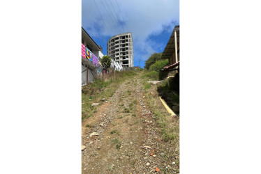 Esta es la calle 17 que ha permanecido cerrada para el tráfico vehicular en Anserma.