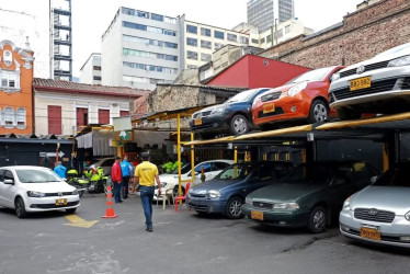 Miles de colombianos en riesgo por no formalizar la venta de sus vehículos