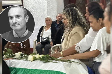 La Alcaldía de Villamaría despidió este jueves a Camilo Giraldo, funcionario que se desempeñaba en la Ventanilla Única, fallecido el pasado martes 9 de septiembre.
