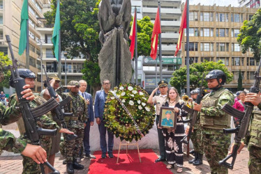 17 soldados perdieron la vida hace 25 años en la toma a la base militar de Montezuma. 