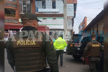 Autoridades buscan a los fleteros.