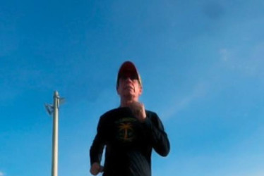 Foto I Cortesía Manuel Valencia I LA PATRIA  Manuel Valencia está listo para correr por una atractiva  zona de Caldas, que incluye paisajes majestuosos y riquezas turísticas