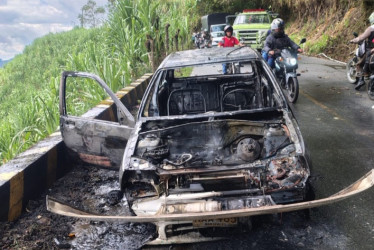 Así quedó el carro.
