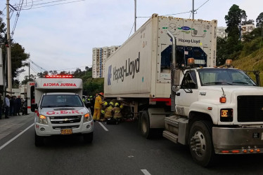 La víctima se movilizaba como pasajera de una motocicleta. Murió en la mañana de este sábado.