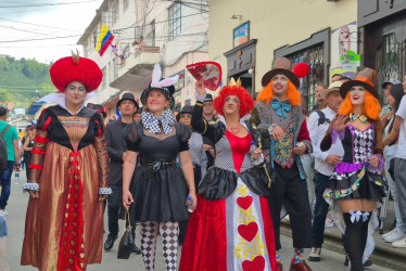 Supimos que: alcaldes de Caldas metidos en el papel, disfrazados y comprometidos con sus comparsas