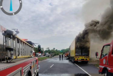 El incendio se registró en la mañana del domingo en Puerto Salgar (Cundinamarca).