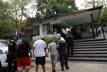 24 detenidos en 20 allanamientos.