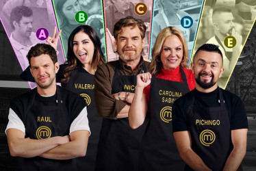  Raúl Ocampo, Valeria Aguilar, Nicolás Montero, Carolina Sabino y Pichingo.