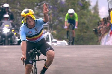 El belga Remco Evenepoel encadenó en Ruanda su tercer oro mundialista consecutivo en contrarreloj individual