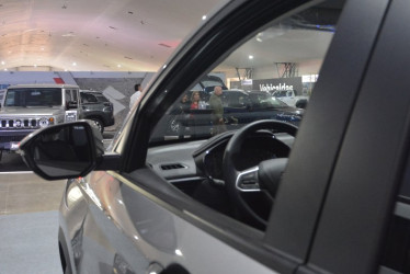 El legendario Jimny regresa con un moderno modelo 5 Puertas para seguir acompañando a las familias colombianas.