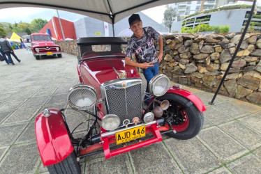  Jhon recuperó este MG Morris Garage y lo restauró en Manizales, una muestra más del talento automotriz que hay en la ciudad.