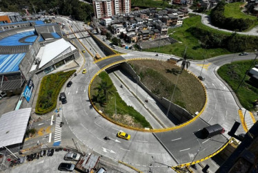 El accidente ocurrió en el paso deprimido del intercambiador vial Los Cámbulos, en Manizales.