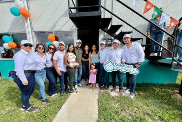 56 personas resultaron beneficiadas, entre ellas adultos mayores, niños y víctimas del conflicto.