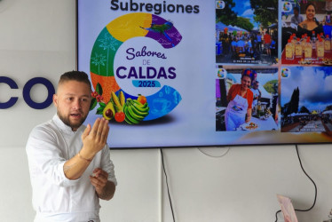 Jhoan Arcila, fundador y chef de desarrollo creativo e investigación de Empiria, durante el lanzamiento de Sabores de Caldas 2025.