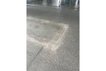 Así quedó el piso de la estación de Los Cámbulos después del arreglo. 