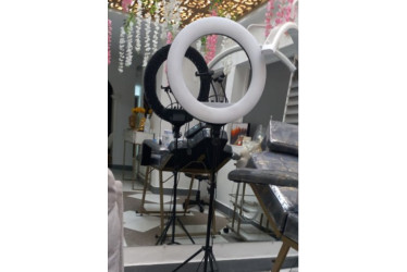 Las tres capturadas habrían provocado lesiones a 24 pacientes, quienes conocieron su oferta por redes sociales.