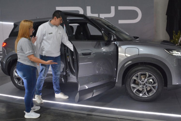 Los vehículos eléctricos son atractivos porque además de economía, ofrecen beneficios ambientales.