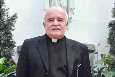 El sacerdote Francisco Gilberto Arias Escudero, conocido como el padre Pacho, es el autor de la canción.