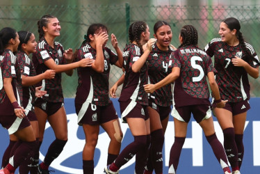La selección mexicana celebra su paso a los cuartos de final del Mundial Sub-17 Femenino.