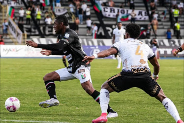 En 4 minutos Once Caldas concedió dos goles en malas transiciones defensivas. En ataque la ofensiva fue estéril 