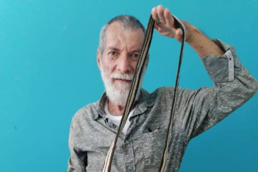  Fotos I Cortesía Manuel Valencia I LA PATRIA  Fernando Rodríguez, conocido como Roque, falleció a los 69 añso de edad. Era reconocido por su labor como fotográfo durange varias décadas.