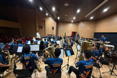 La Banda Sinfónica Juvenil de Caldas “Hernán Bedoya Serna” en España.