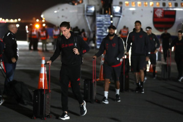 El plantel de Flamengo llegando a Lima. 
