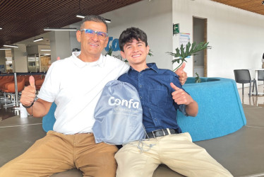 Gerónimo Terán (Estudiante) y Edison Terán (padre).