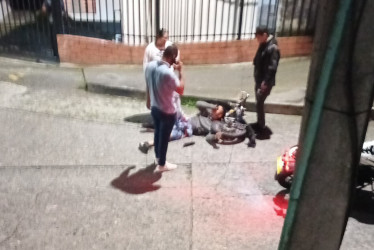 El ciclista quedó lesionado.