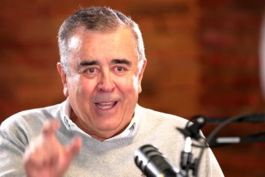 Javier Hernández Bonnet, en su faceta más personal durante una entrevista con El Vestuario de Win Sports.