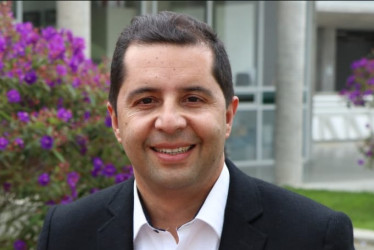 Néstor Jaime Castaño fue reelegido como presidente del Consejo Superior de la Universidad de Manizales