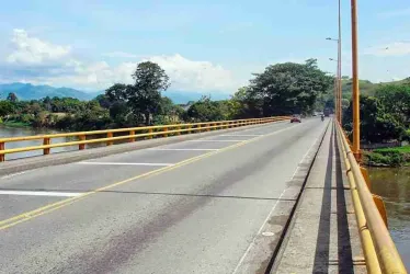 Pacífico Tres intervendrá, entre otros, puntos de la vía Pereira-Medellín, como el puente Francisco Jaramillo (foto) en La Virginia (Risaralda).