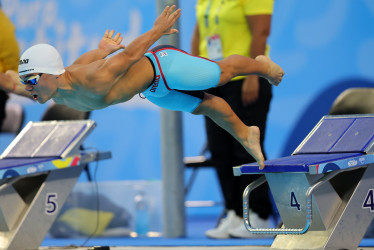 Santiago León ganó dos doradas en la misma categoría sub-18, en los 50 metros libre S1-S13 y 200 metros combinado individual SM5-SM14