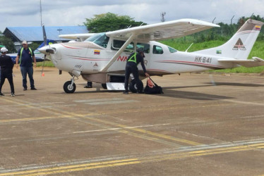 La avioneta HK 641 de Nativa Air cubría la ruta Yavarate - Papunahua - Bocoa - Mitú. Se accidentó este lunes con tres funcionarios de la Delegación Departamental del Vaupés de Registraduría Nacional del Estado Civil.