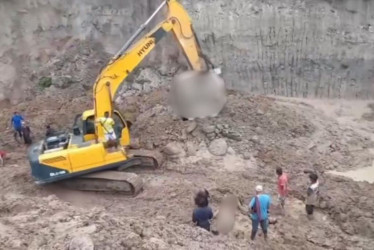 La mina estaba ubicada en la vereda Las Cruces y el accidente ocurrió en la madrugada, detalló la Defensoría del Pueblo en redes sociales