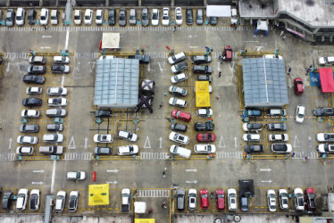 Foto I Freddy Arango I LA PATRIA  La Feria del Usado seguirá hoy en la terraza del Centro Comercial Mall Plaza. Los interesados en participar para vender su auto pueden llamar al 3207273645 opción 5 departamento de Publicidad. 