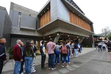  En todas las estaciones del cable aéreo de Manizales usted puede pagar con efectivo, tarjeta o a través de pago virtual. 