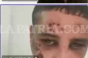 Foto| LA PATRIA  Santiago tiene condena del Juzgado Penal del Circuito de Medellín, del 15 de julio del 2024, a 30 meses y 16 días por tentativa de homicidio agravado, con el atenuante de la ira. Lo dejaron libre, con condiciones.