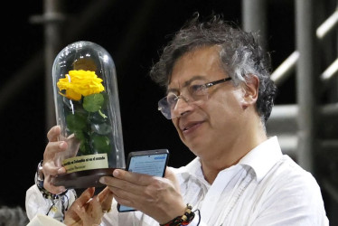 Según el mandatario, en la zona del ataque contra las disidencias "no había civiles" sino "solo combatientes" armados y en plena ofensiva