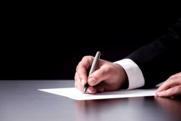 La Procuraduría General de la Nación sancionó con 18 años de inhabilidad general a un exrecto de un colegio en Caldas. La imagen corresponde a la utilizada por la entidad para ilustrar su boletín de prensa.