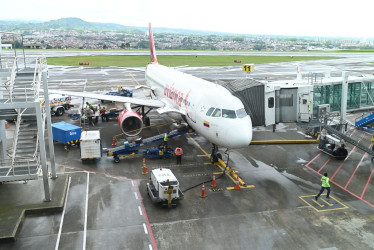 Hasta octubre del presente año por el aeropuerto se han movilizado 317.749 pasajeros, superando los 291.824 que lo hicieron en 2024. 