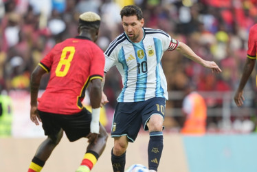 La Selección Argentina es la actual campeona del mundo. Ganó su tercer Mundial en Catar 2022 y en la clasificación FIFA ocupa el segundo lugar, con 1873.33 puntos, detrás de España, el primero con 1877.18.