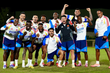 Colombia no contará con una de sus figuras, el lateral derecho Daniel Muñoz, quien salió de la convocatoria por motivos familiares