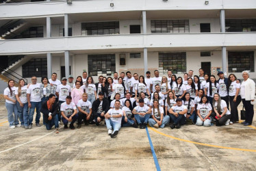 Un buen número de egresados del Colegio de Occidente de Anserma del 2005 asistieron al reencuentro.